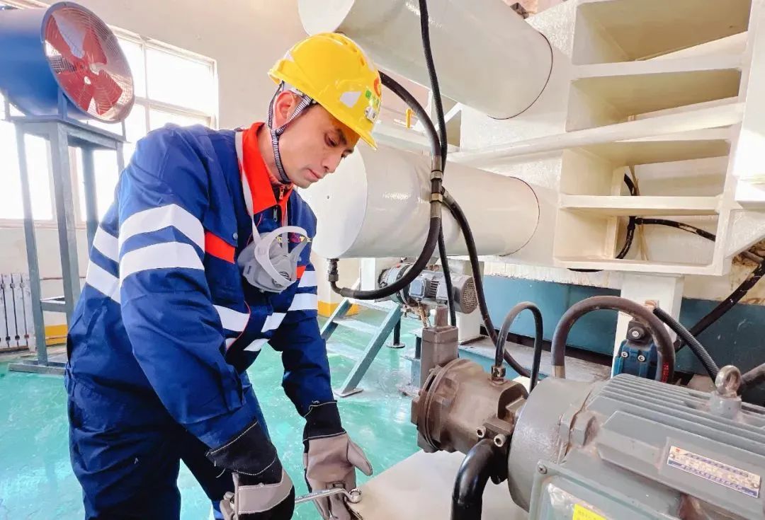 1709341522470053949.jpg ÀͶ¯.jpg